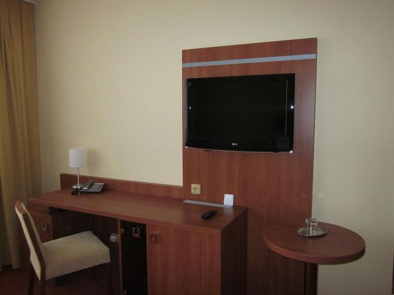 Hotel Photo 6