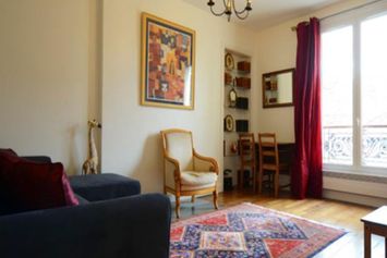 Center Pompidou Apartment