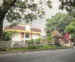 Grha Ciumbuleuit Guest House Bandung Indonesia