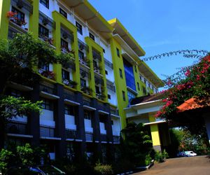 Capital O 1010 Isola Resort Bandung Indonesia