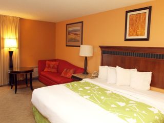 Фото отеля Quality Inn & Suites Fort Collins