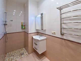 Апартаменты 86 м. кв. на Марата 8