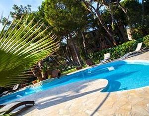 Host & Vinum - Le Clos des Pins Canet-Plage France