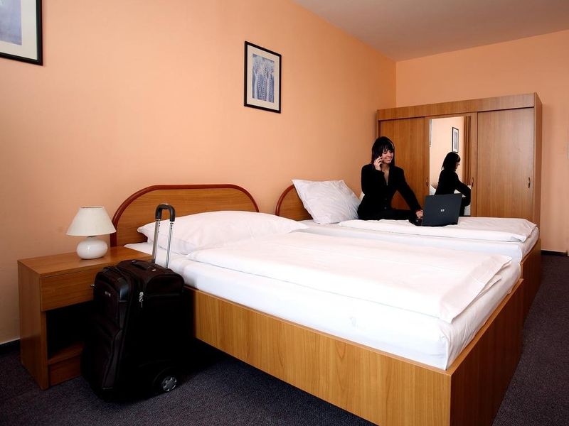 Hotel Photo 3