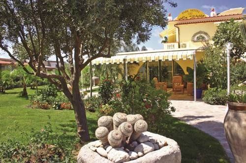 Hotel Photo 13