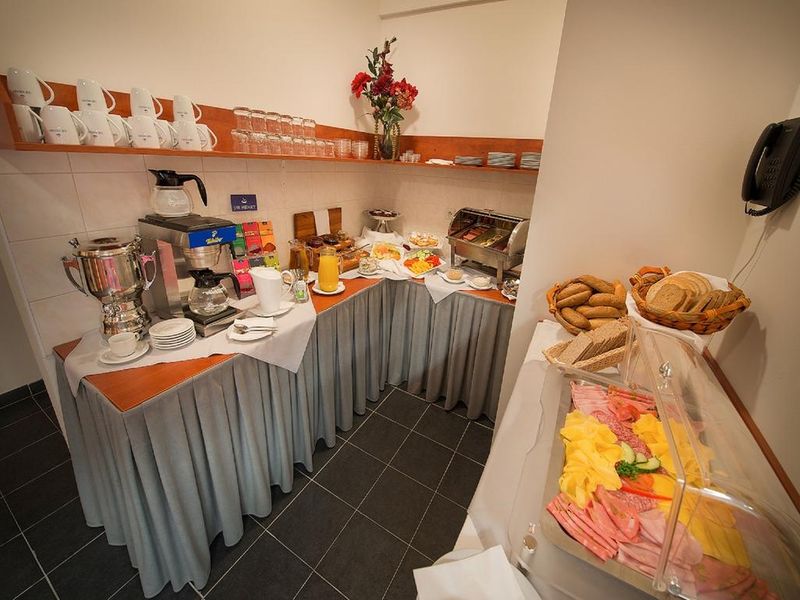 Hotel Photo 12
