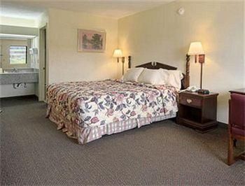 DAYS INN PHILADELPHIA