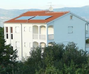 Apartments Vortica Slatine Croatia