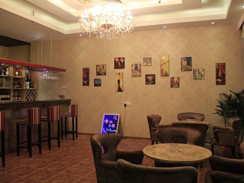 Hotel Photo 9