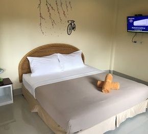 NearBy Hotel