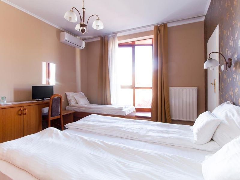 Hotel Photo 1