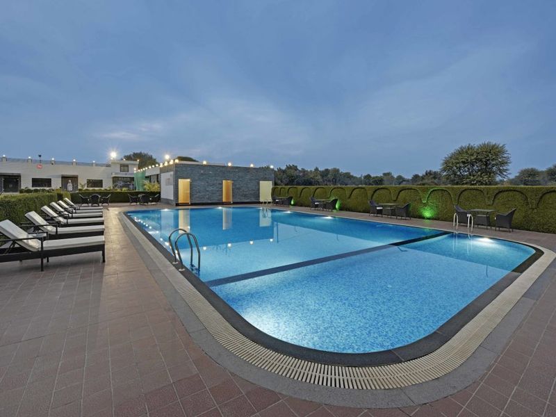 Hotel Photo 1