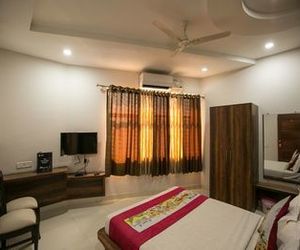 FabExpress Golden Village Gwalior India