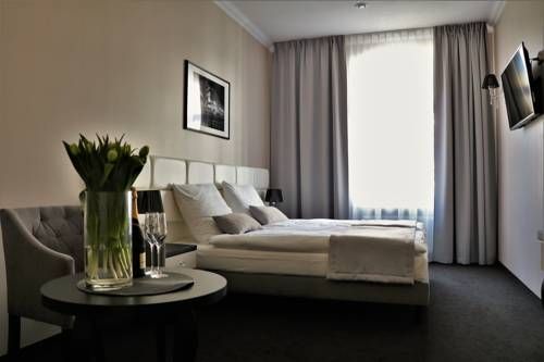 Hotel Photo 6