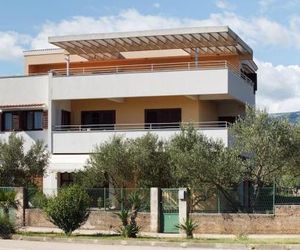 Apartments with a parking space Drnis (Zagora) - 12769 Dernis Croatia