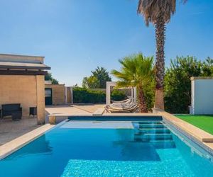Holidays La Villa Cristina Salve Italy