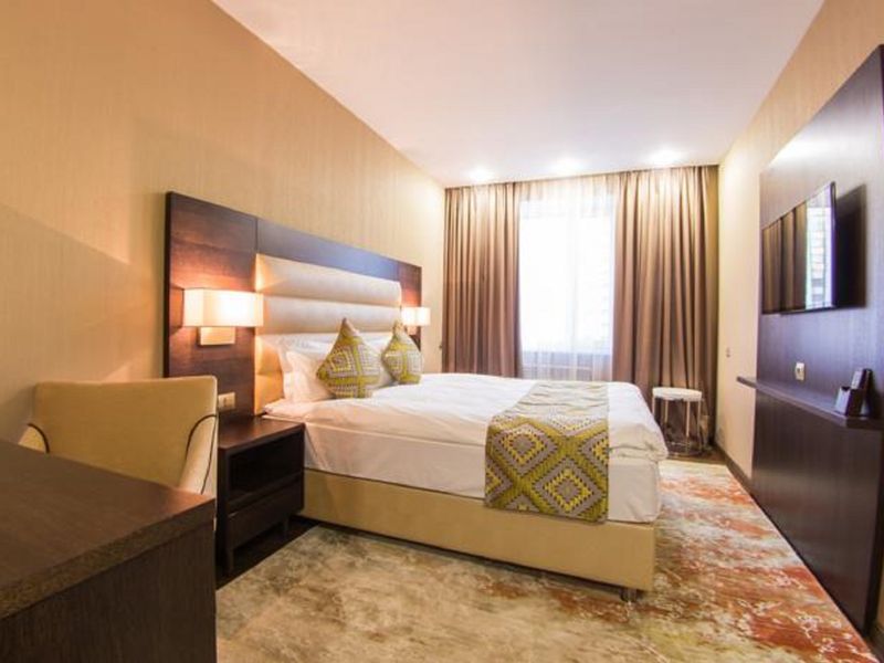 Hotel Photo 1