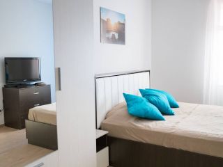 Квартира в 5-ти мин. от метро и 3.5 км от Невского