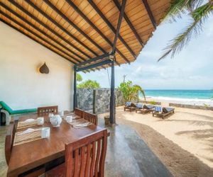 Blue Parrot Beach Villa Ambalangoda Sri Lanka