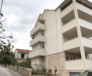 Apartment DOT Deluxe Supetar Croatia