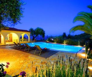 Villa Nitsa Nissaki Greece