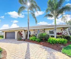 152 Leeward Court Marco Island United States