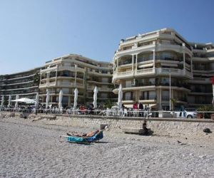 Michele Apartment in Victoria Beach Menton France