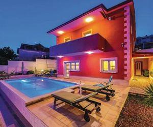 Three-Bedroom Holiday Home in Okrug Gornji Trogir Croatia