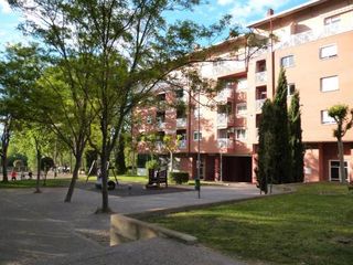 Hotel pic Logrocity Puerta del Ebro Parking privado gratuito