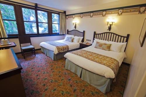 Disney Sequoia Lodge