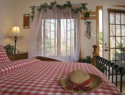 Swiss Woods Bed and Breakfast