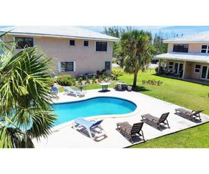 8 Villa Martinique Freeport Bahamas