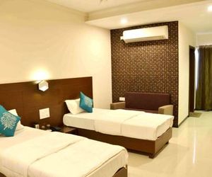 Capital O 19528 Hotel Park Palace Ujjain India