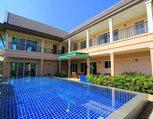 Villa Mukdara Rawai Thailand