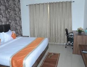 Kyan Clarks Inn Sultanpur Allahabad India