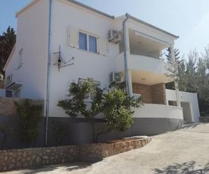 Apartments with a parking space Starigrad (Paklenica) - 12939 Starigrad Croatia