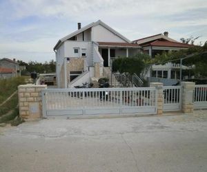 Apartments with a parking space Nin (Zadar) - 12864 Nin Croatia