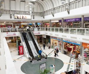 Swindon City Centre Duplex - EnterCloud9SA Swindon United Kingdom