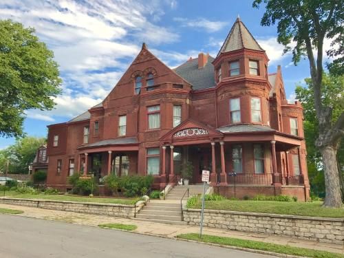 Photo of Vineyard Mansion Carriage House