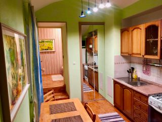 Best friends appartment with separate entrance