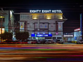 Фото отеля Eighty Eight Hotel