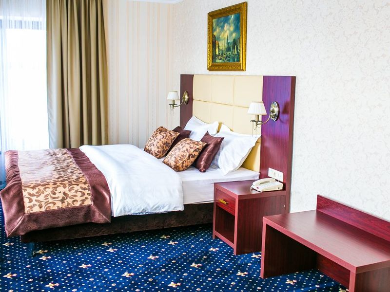 Hotel Photo 1