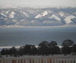 Gostievoi dom Zhukovykh Khuzhir Russia