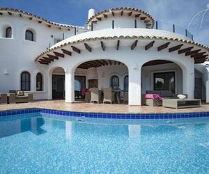 Lola Altea Spain