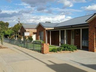 Hotel pic Numurkah Self Contained Apartments - The Saxton