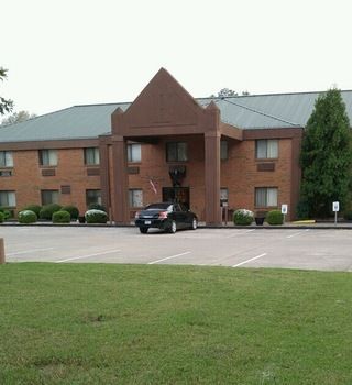 Photo of Heritage Place Inn & Suites