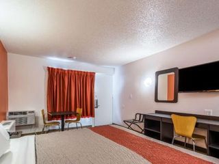 Фото отеля Motel 6-Schenectady, NY