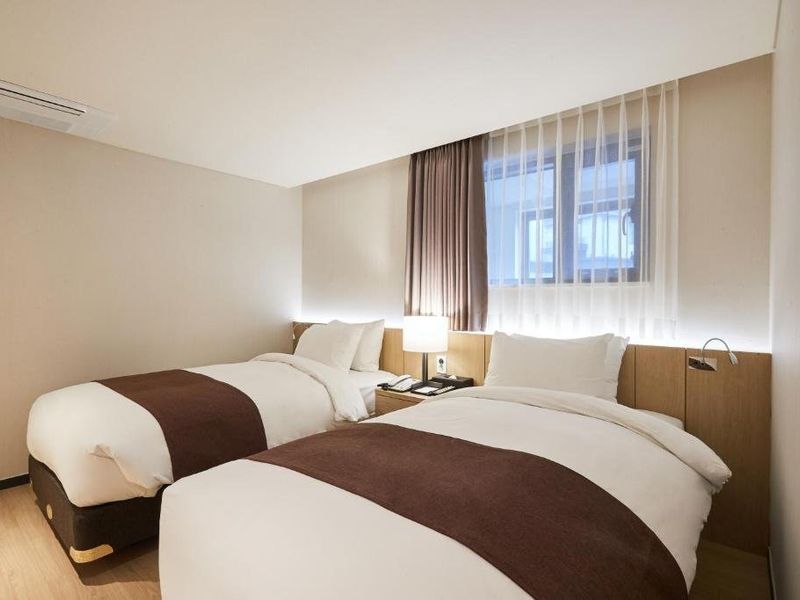Hotel Photo 11