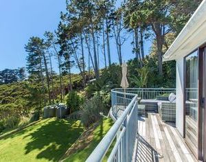 Villa Maria Oneroa New Zealand