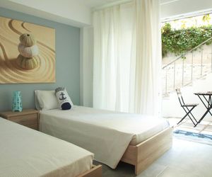 Vouliagmeni Stylish Homes by BluPine Vouliagmeni Greece